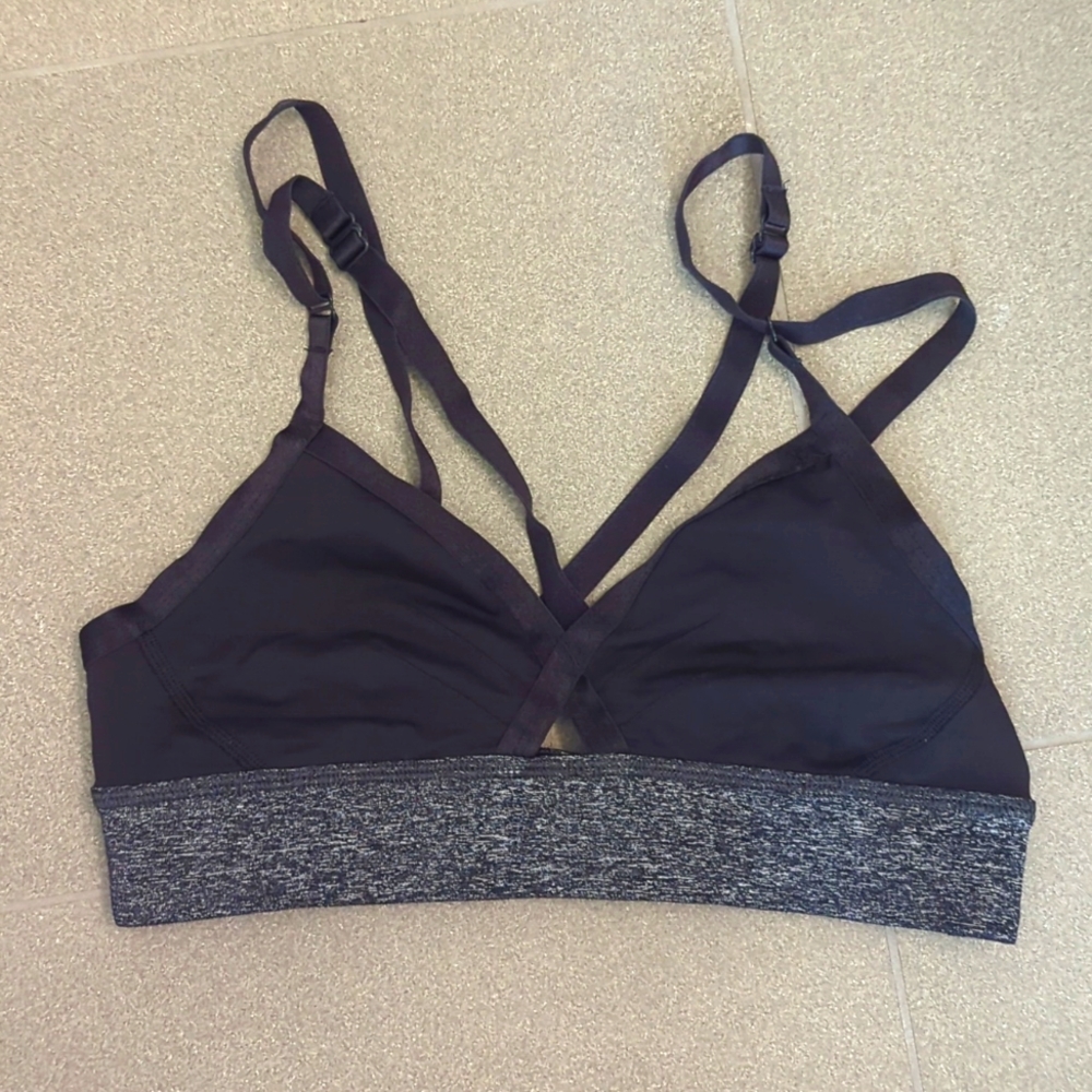 Lululemon bra